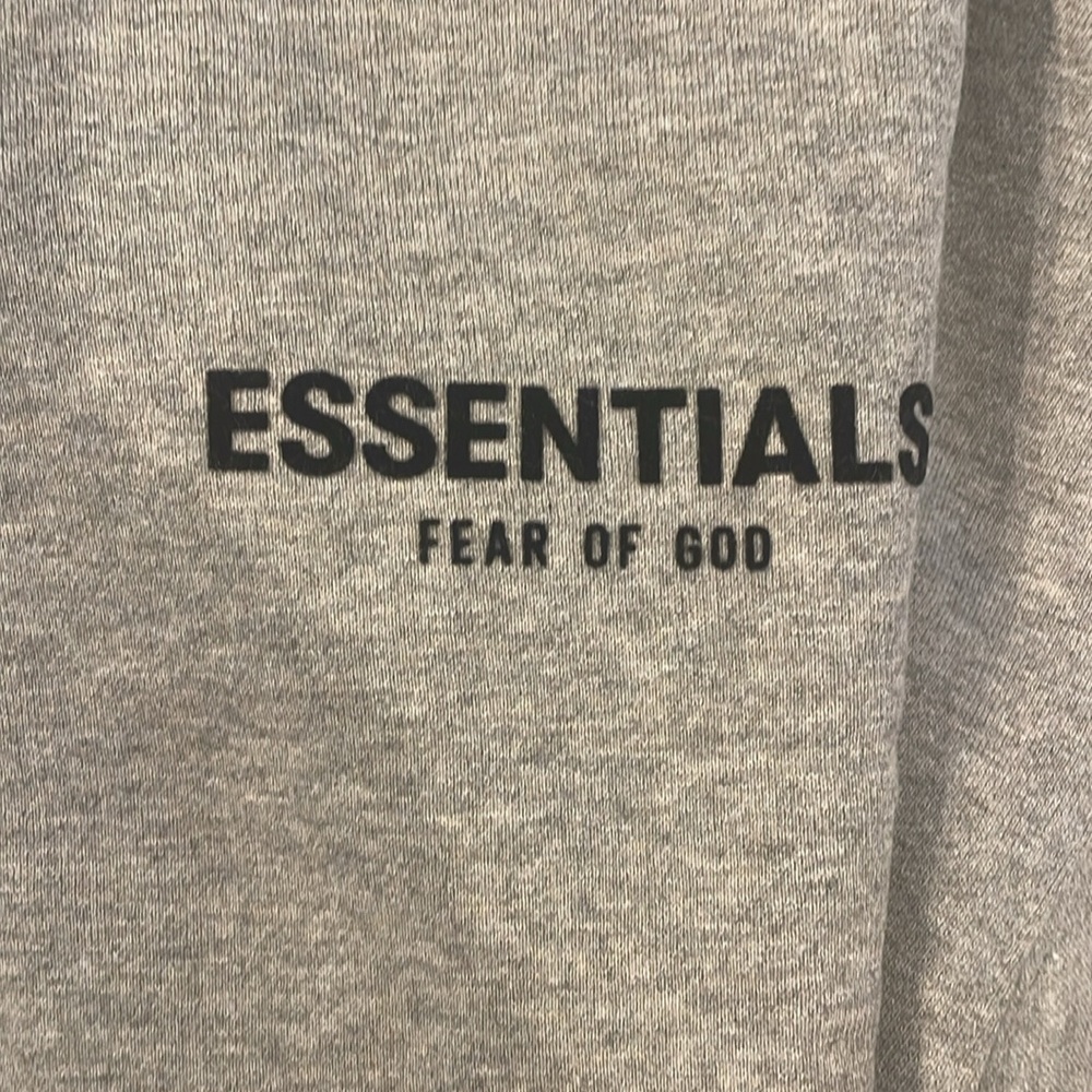 Essentials Fear of God Oatmeal Hoodie XL - Picture 5 of 6